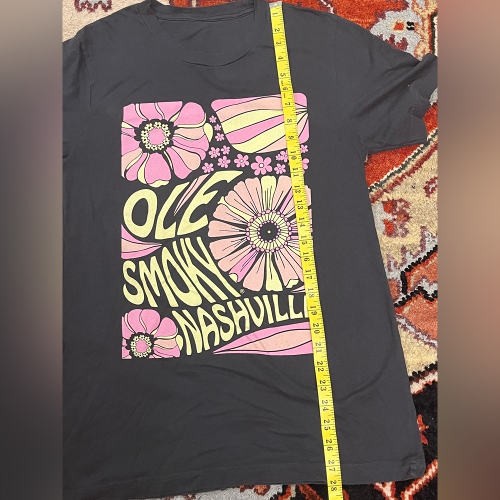 Ole Smokey Nashville Short Sleeve Graphic T-Shirt - Picture 4 of 6